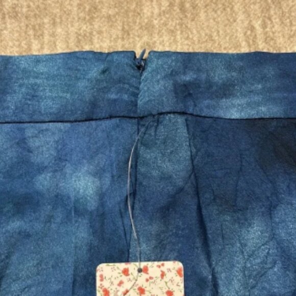 NWT sz 2 Free People tie dye blue mini skirt crinkle fabric side zip silky flowy - Picture 5 of 6